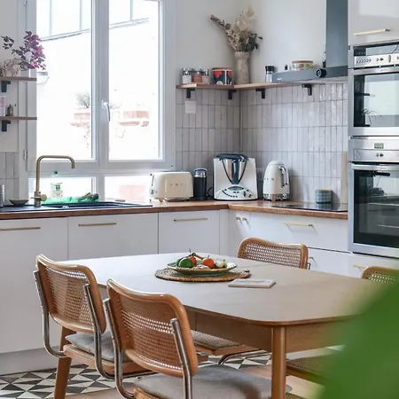 Hébergement de vacances Superbe Maison Quartier Gare 4 Personnes Angers